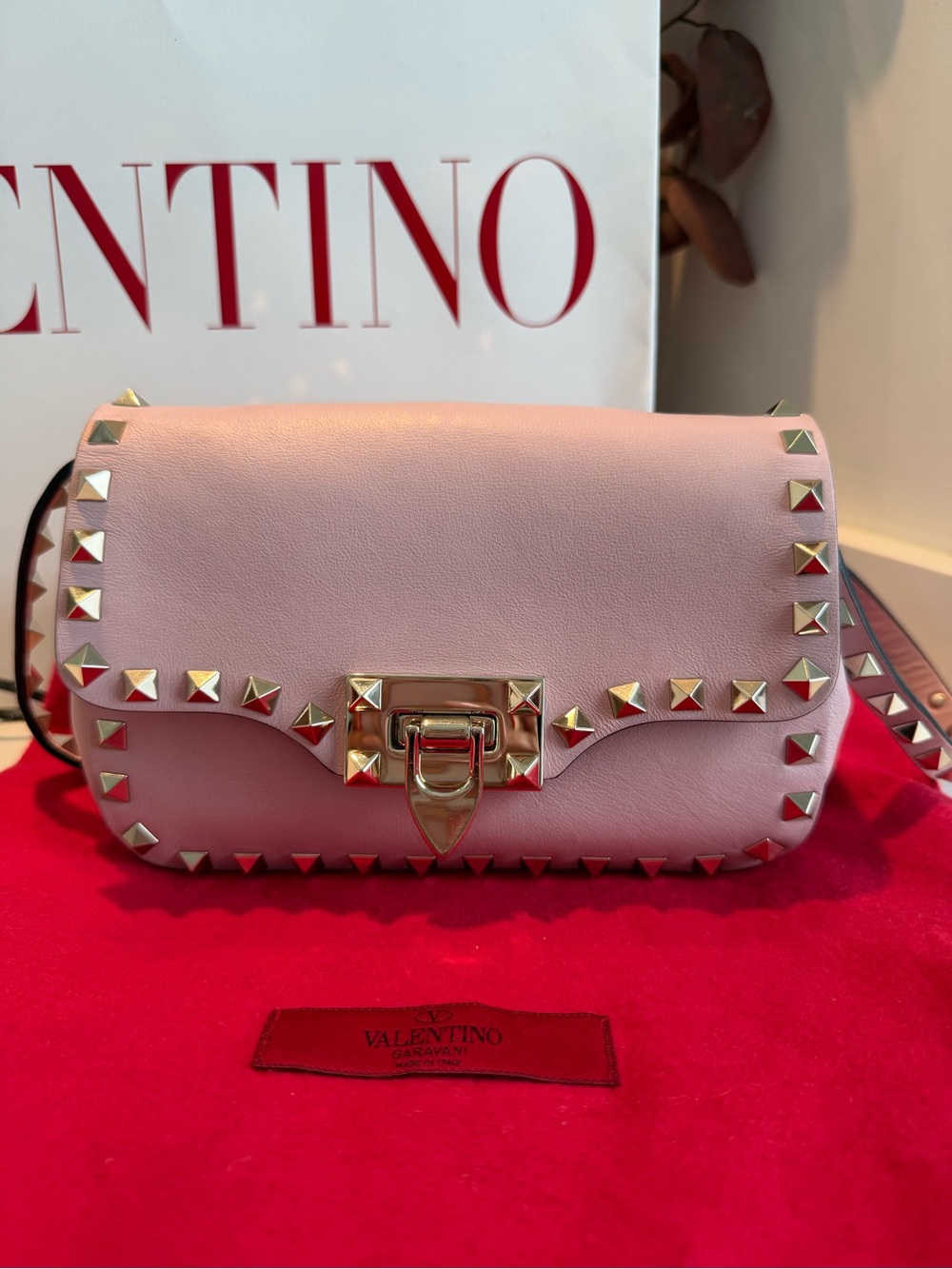 Valentino Pink Rockstud Crossbody Bag with Gold Hardware - Picture 2 of 11
